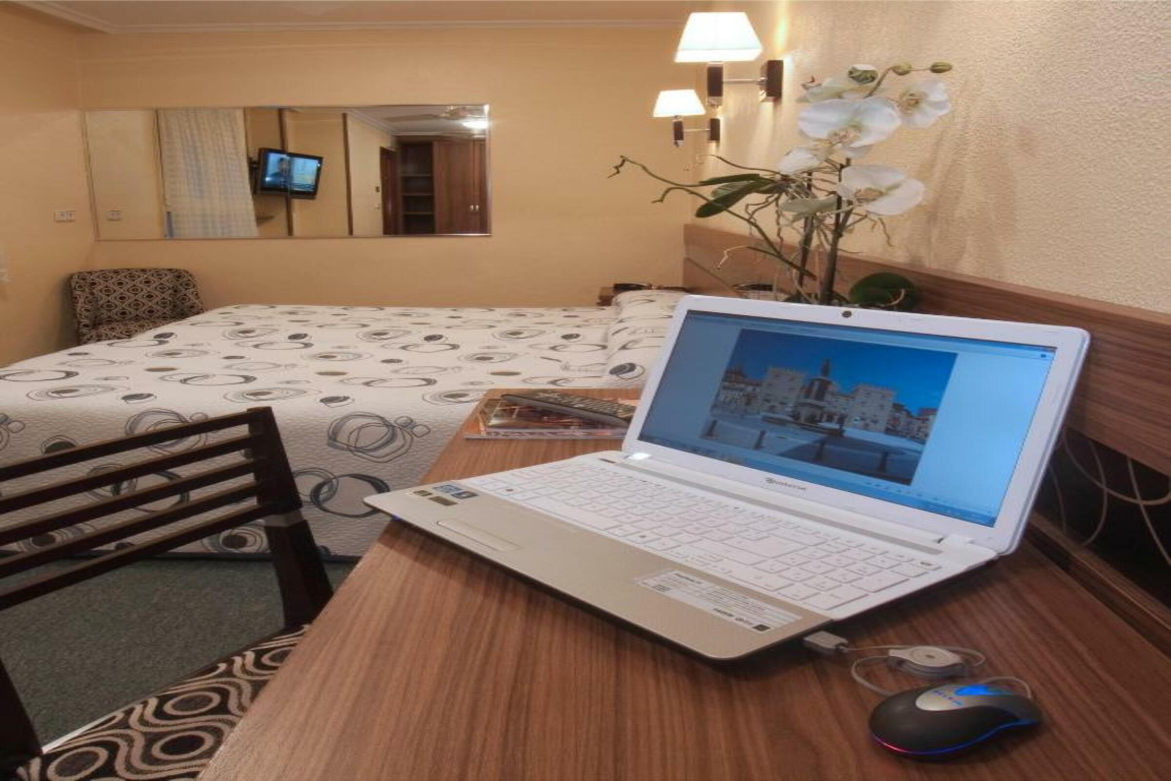 Hotel Castilla Gijón Esterno foto